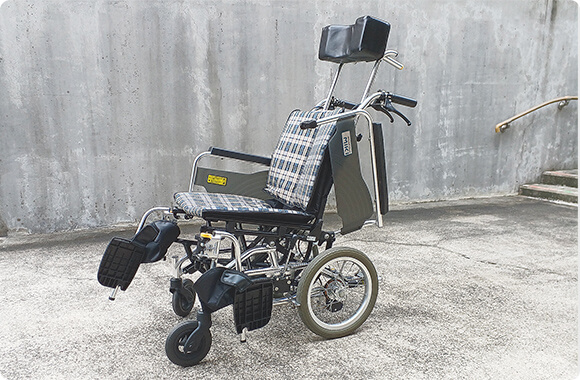 介助用車いす